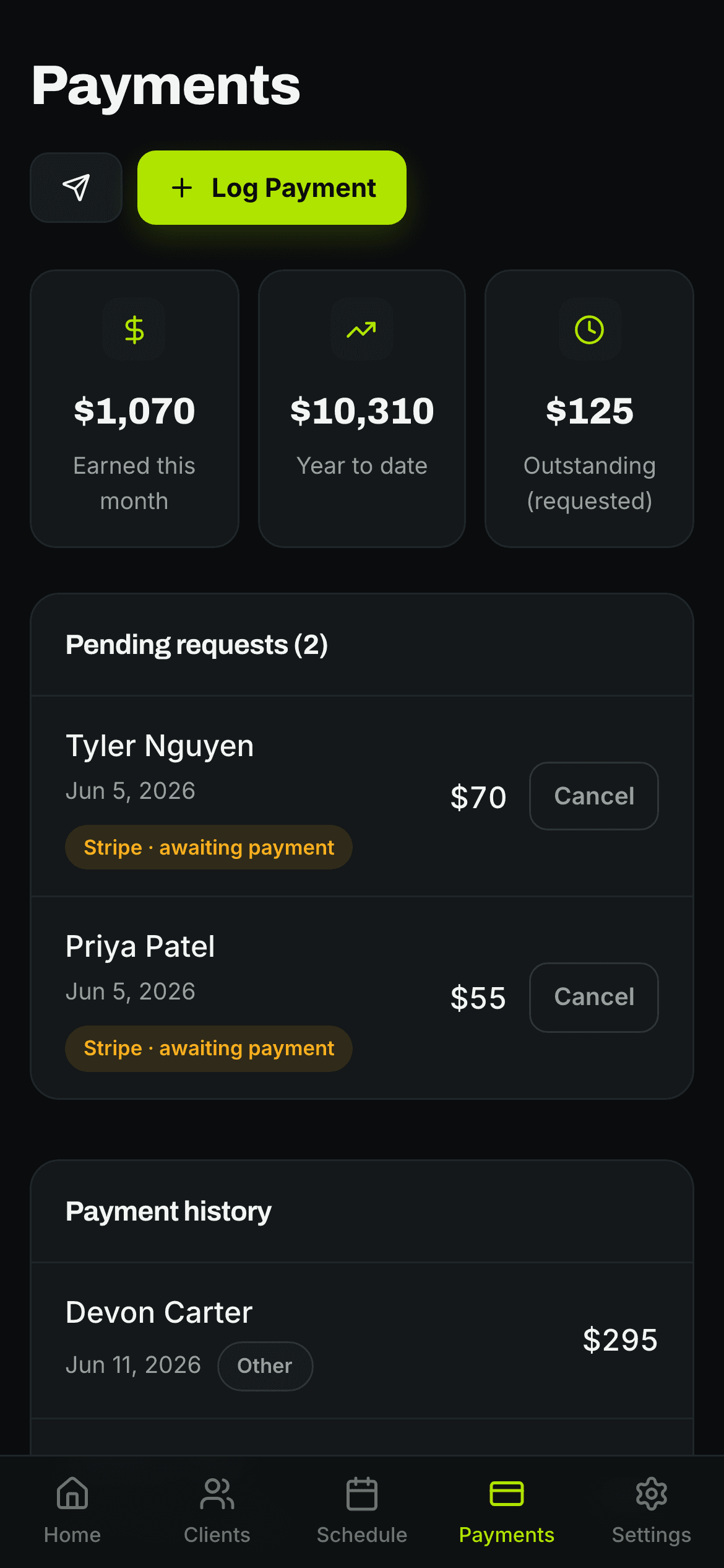 The payments screen in Roster showing earnings and pending requests